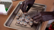 السودان – أزمة الدولار تهدّد صناعة الأدوية في السودان