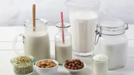 ما هي علاقة نقص فيتامين د بحساسية الحليب وعدم تحمل اللاكتوز؟