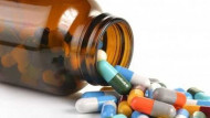 نقابة الصيادلة تحذر: «أدوية الإنترنت بها سم قاتل»